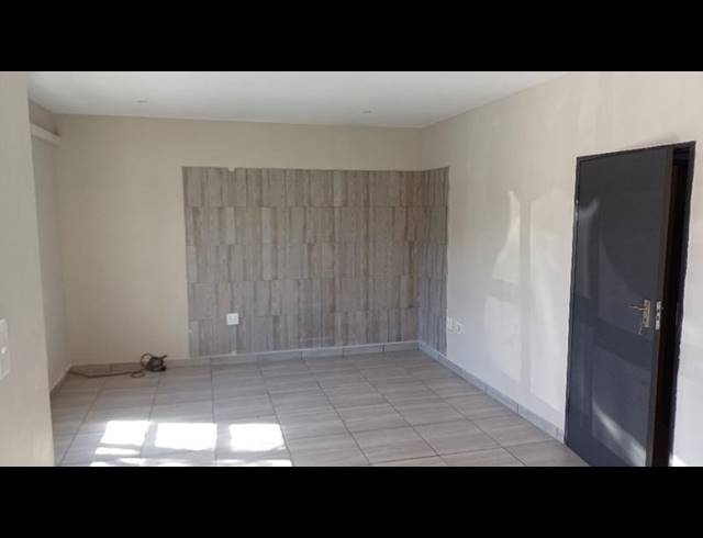 INDUSTRIAL PROPERTY TO RENT IN HENNOPSPARK